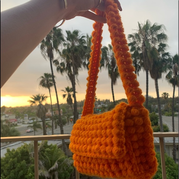 Crochet Bubble Bag - Picture 2 of 10